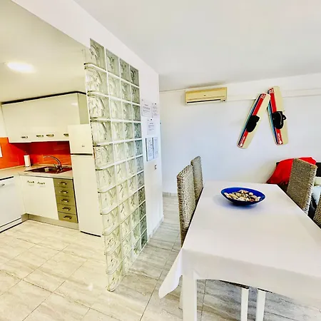 Апартаменты Miramar , Tossa De Mar, Con Piscina *