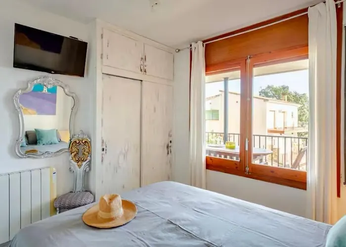 Miramar , Tossa De Mar, Con Piscina Тосса-де-Мар